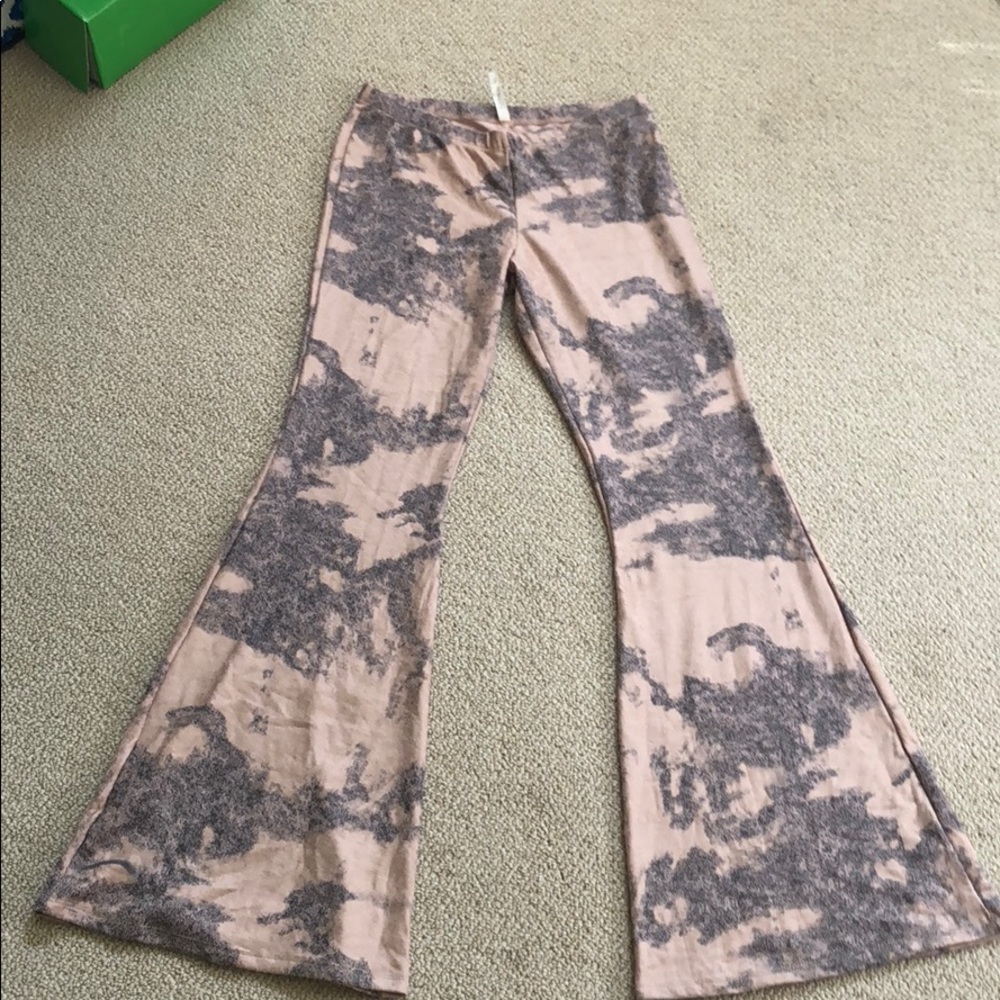 Promesa Size Medium printed bellbottom